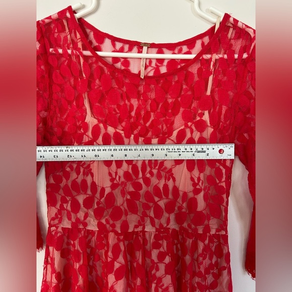 FREE PEOPLE Floral Leaf Mesh Lace Dress Red Size 6 - Picture 7 of 11
